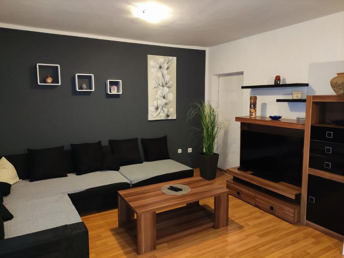 Apartment Cengo Каштела Екстер'єр фото