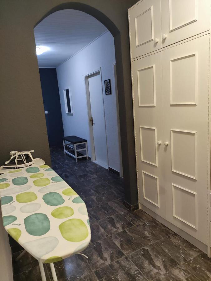 Apartment Cengo Каштела Екстер'єр фото