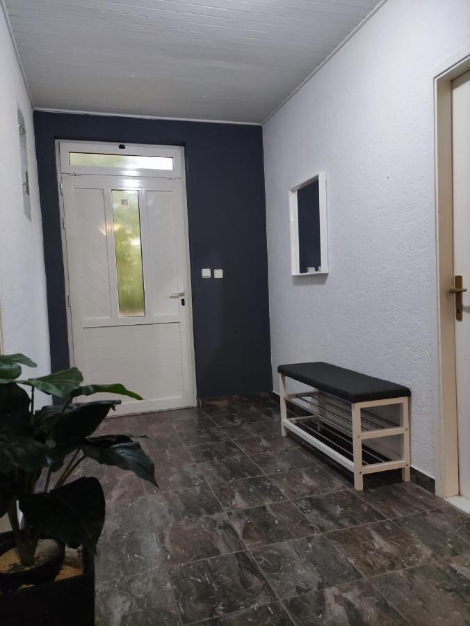 Apartment Cengo Каштела Екстер'єр фото