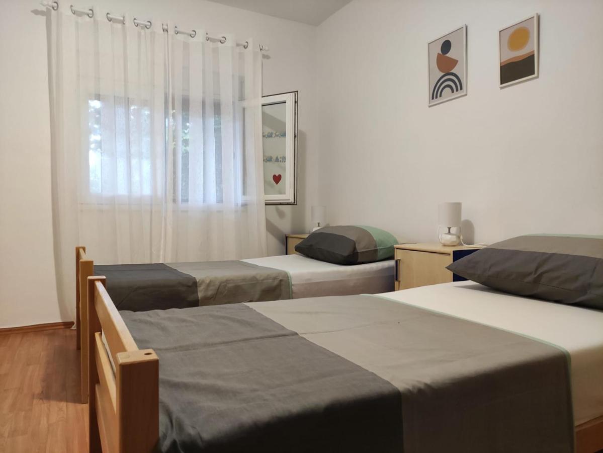 Apartment Cengo Каштела Екстер'єр фото