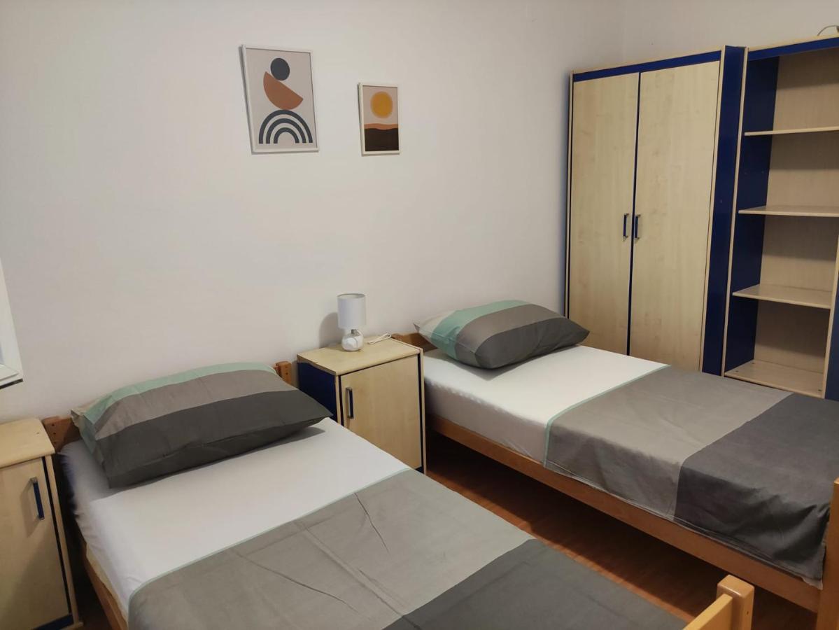 Apartment Cengo Каштела Екстер'єр фото