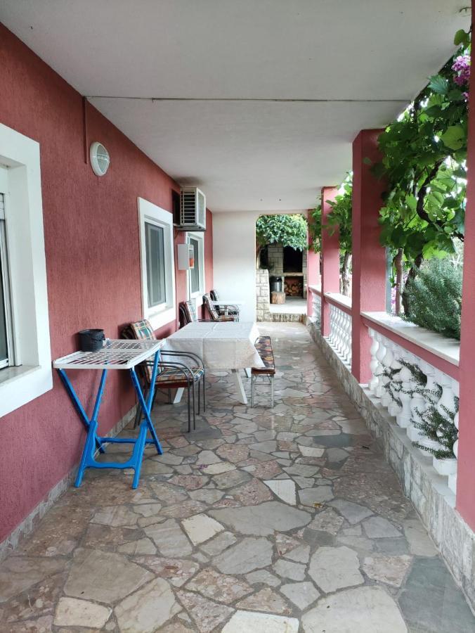 Apartment Cengo Каштела Екстер'єр фото